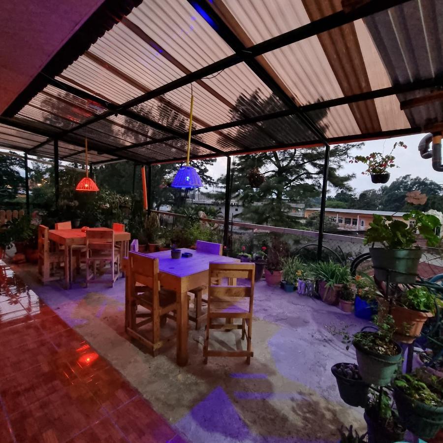 Hotel Encuentro Del Viajero Panajachel Eksteriør bilde