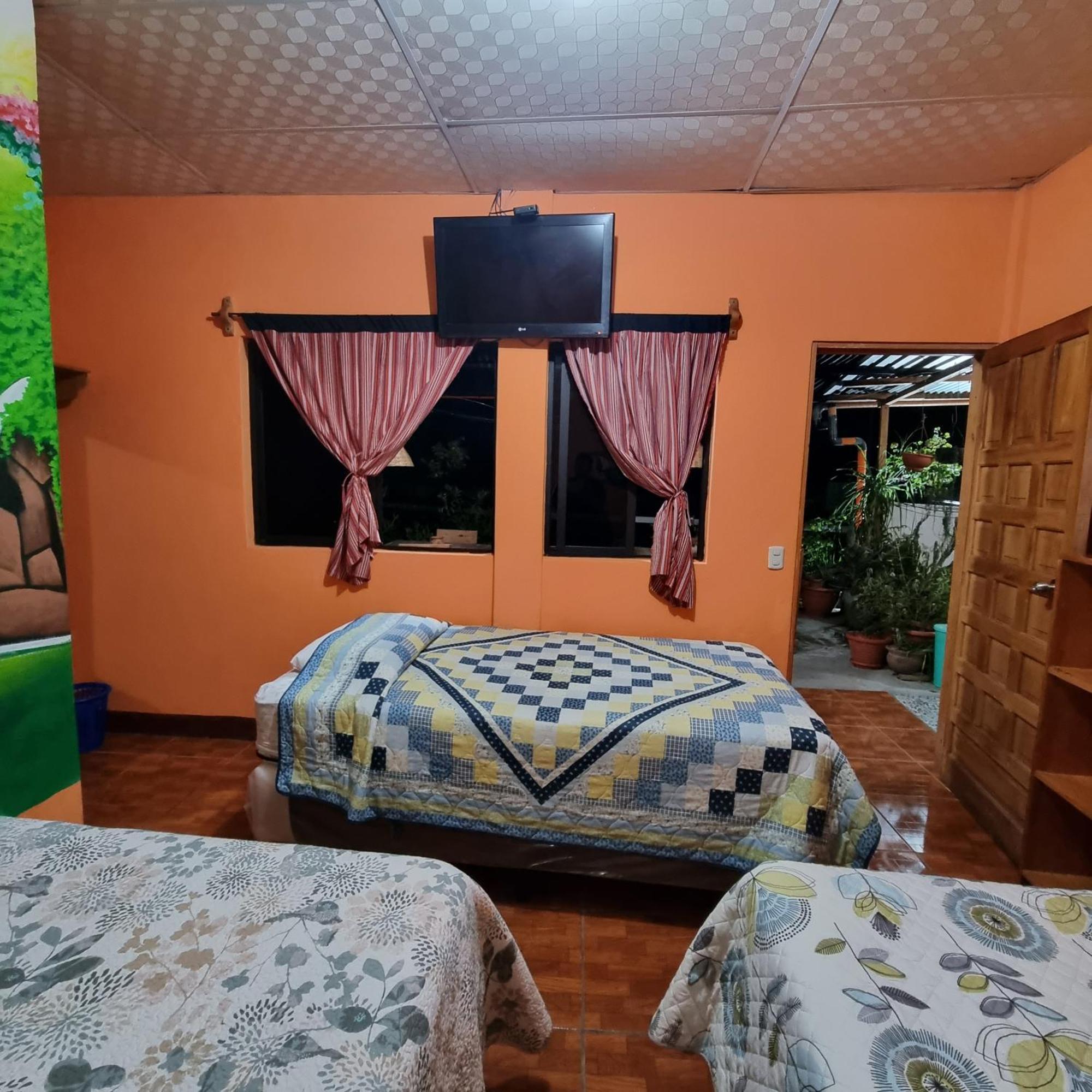 Hotel Encuentro Del Viajero Panajachel Eksteriør bilde