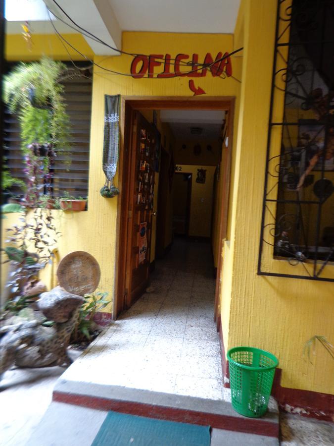 Hotel Encuentro Del Viajero Panajachel Eksteriør bilde