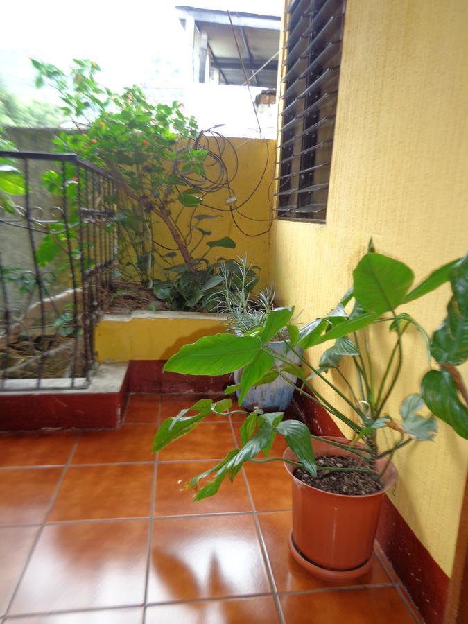 Hotel Encuentro Del Viajero Panajachel Eksteriør bilde