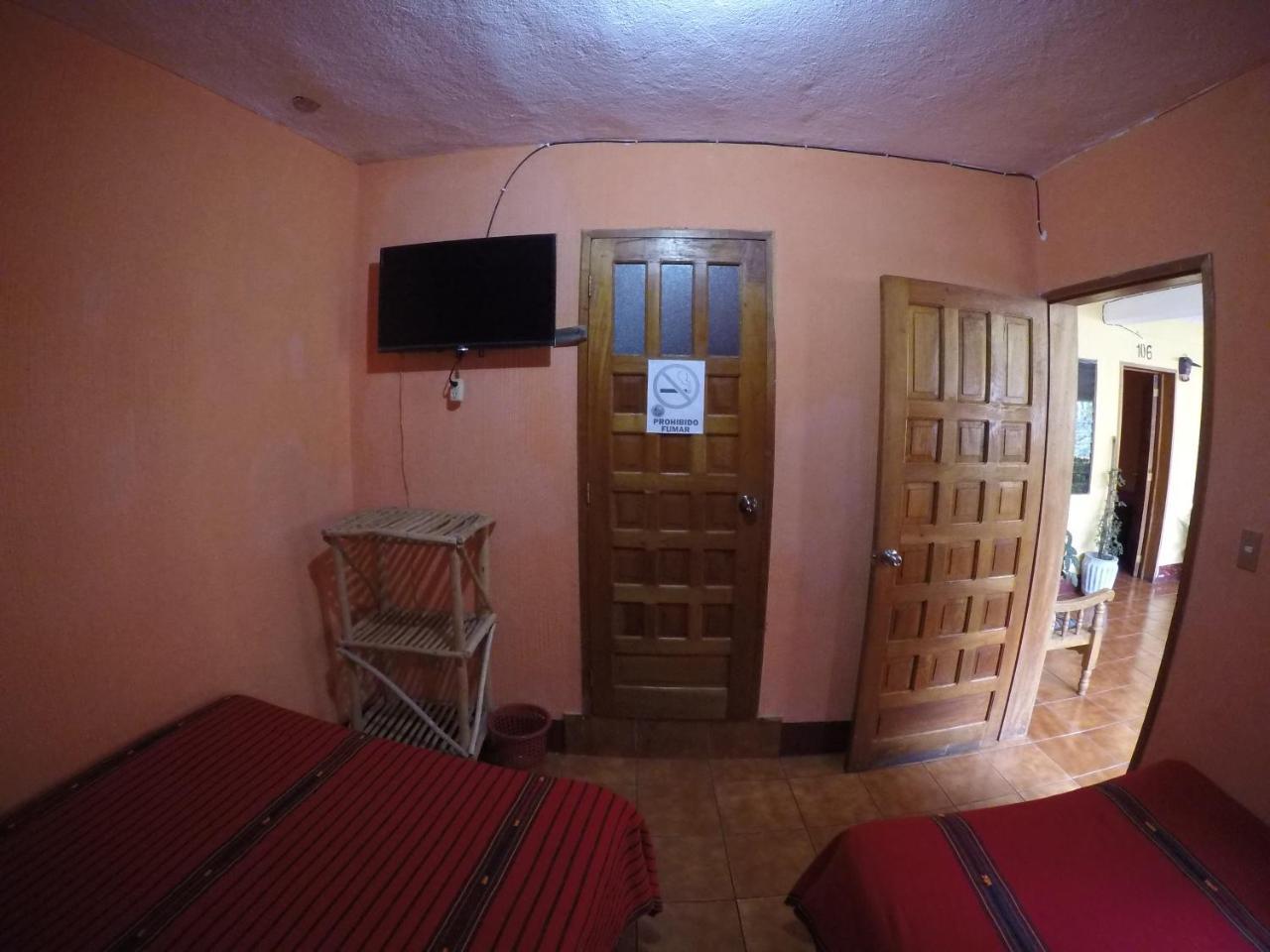 Hotel Encuentro Del Viajero Panajachel Eksteriør bilde