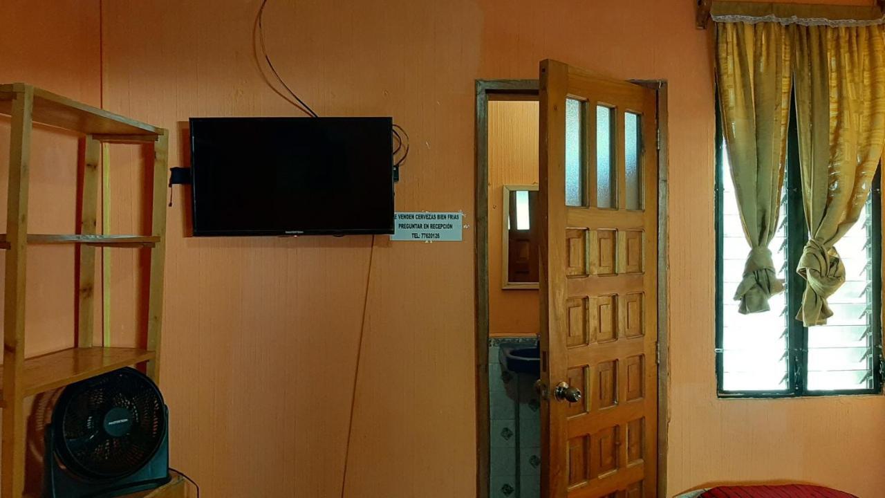 Hotel Encuentro Del Viajero Panajachel Eksteriør bilde
